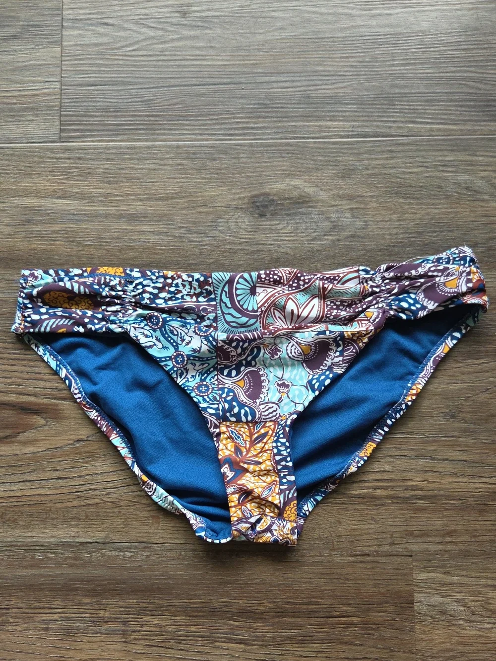 Nwot Bar III Blue Floral Print Bikini Bottom Size Medium